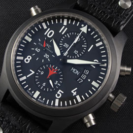 人気シリーズ IWC パイロットクロノトップガン Pilot Chrono TOPGUN IW378901