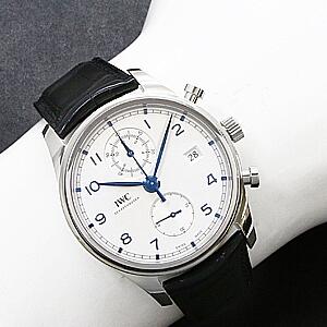 機能性が優れる IWC ポルトギーゼ クロノグラフ クラシック IW390302 シルバー