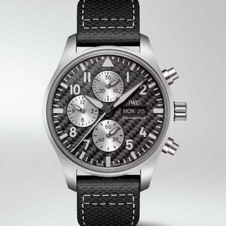 国際通販 IWC パイロットウォッチ クロノグラフ AMG IW377903